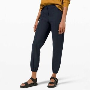 Lululemon Warpstreme‎ High-Rise 7/8 Jogger in True Navy